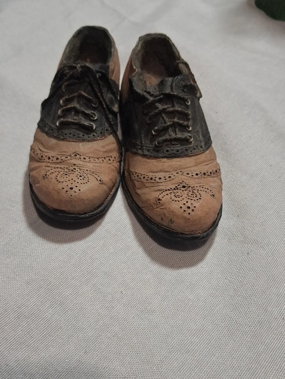 Men's Two-Tone Brown and Black Wingtip Derbys